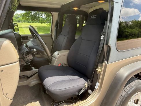 Used 2003 Jeep Wrangler X AWD/4WD image 14