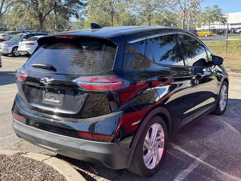 Used 2023 Chevrolet Bolt LT image 3