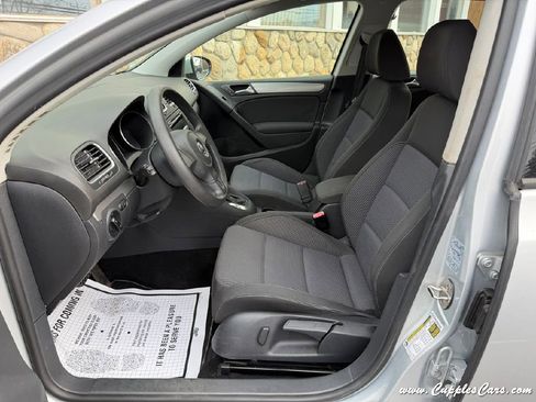 Used 2014 Volkswagen Golf 4-Door image 4