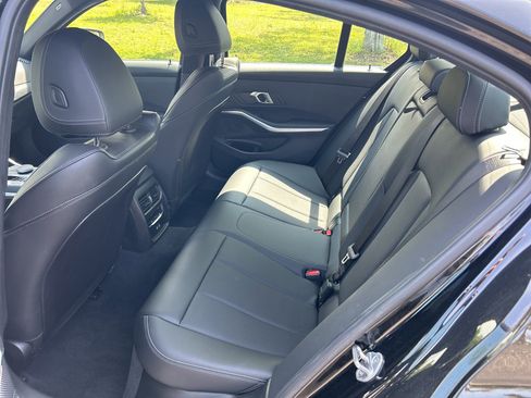 Certified 2025 BMW 330i Sedan image 6