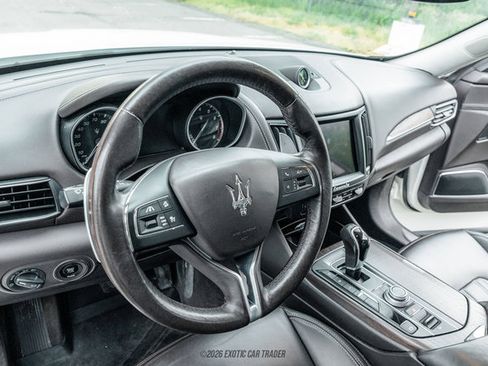 Used 2017 Maserati Levante S AWD/4WD image 58