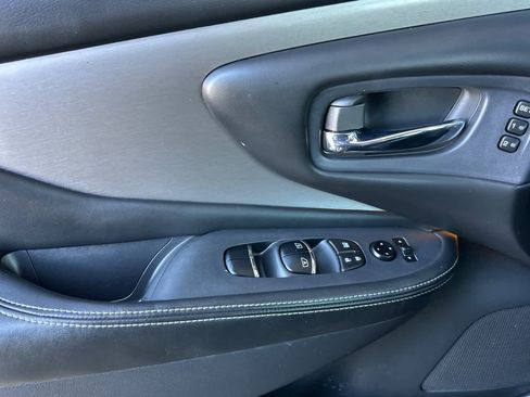 Used 2019 Nissan Murano SL w/ Cargo Package AWD/4WD image 12