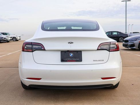 Used 2020 Tesla Model 3 Performance image 6