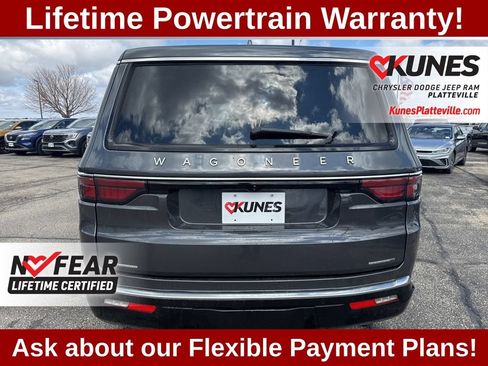 Used 2023 Jeep Wagoneer Series II w/ Flexible Seating Group AWD/4WD image 5