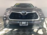 Used 2022 Toyota Highlander LE image 2