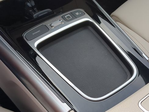 Certified 2025 Mercedes-Benz GLA 250 image 21