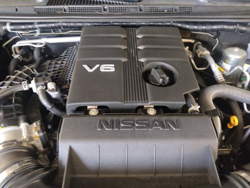Used 2021 Nissan Frontier SV RWD image 30