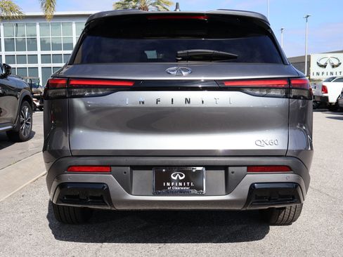 Certified 2023 INFINITI QX60 Luxe image 8