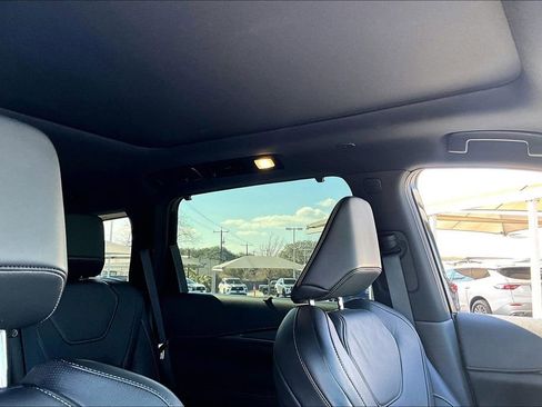 Used 2025 INFINITI QX60 Luxe w/ Black Edition image 20