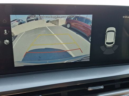 Certified 2024 Kia Telluride S w/ S Sunroof Package AWD/4WD image 19