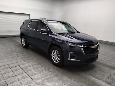 Used 2022 Chevrolet Traverse LS FWD image 13