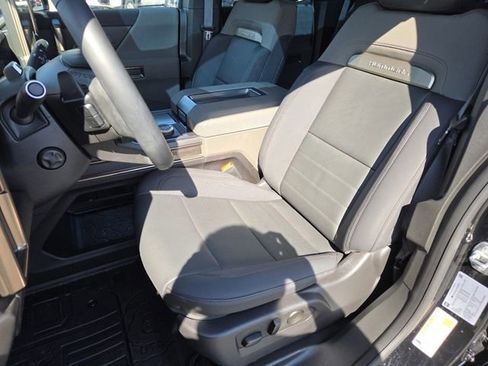 Used 2025 GMC Hummer EV 3X w/ Extreme Off-Road Package image 36