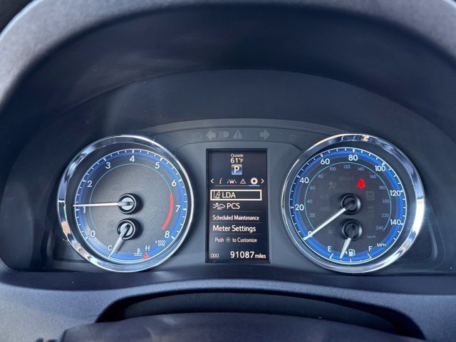 Used 2018 Toyota Corolla SE FWD image 23