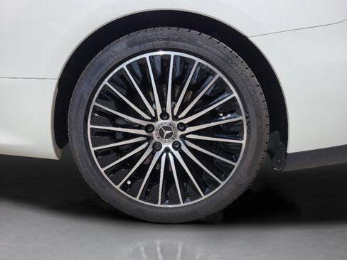 Certified 2025 Mercedes-Benz CLE 450 4MATIC Coupe image 32