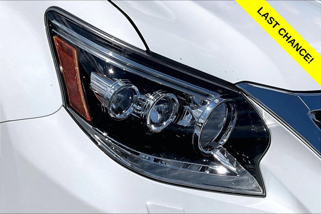 Used 2016 Lexus GX 460 w/ Premium Package AWD/4WD image 29