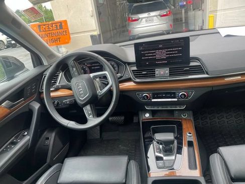 Used 2023 Audi Q5 2.0T Premium Plus AWD/4WD image 8