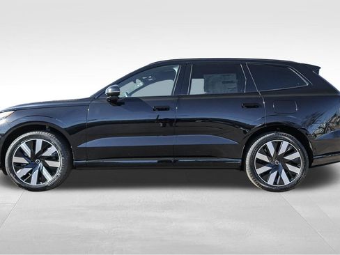 New 2026 Volvo EX90 Plus RWD image 8