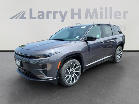 New 2025 Jeep Wagoneer S Limited image 1