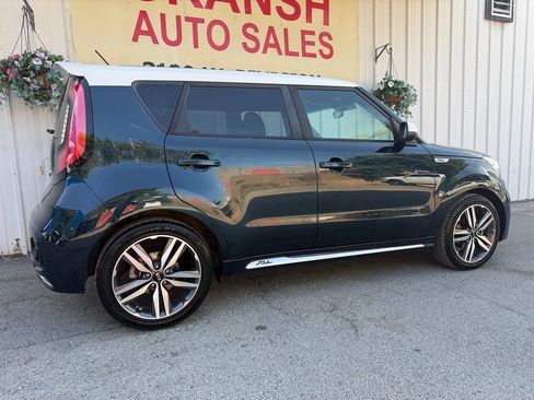 Used 2018 Kia Soul + FWD image 4