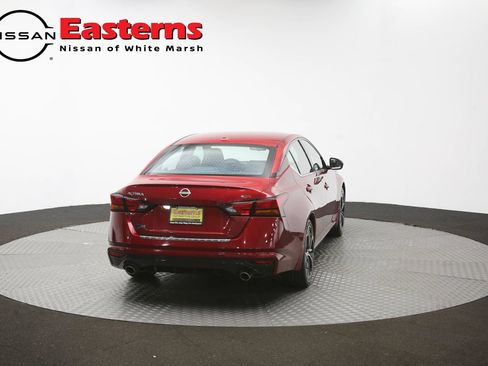 Used 2023 Nissan Altima 2.5 SR w/ SR Premium Package FWD image 38