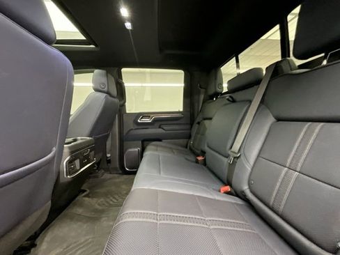 Used 2024 Chevrolet Silverado 3500 High Country w/ High Country Premium Package image 8