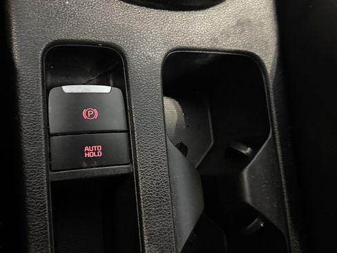 Used 2023 Kia Forte GT-Line w/ GT-Line Premium Package FWD image 18