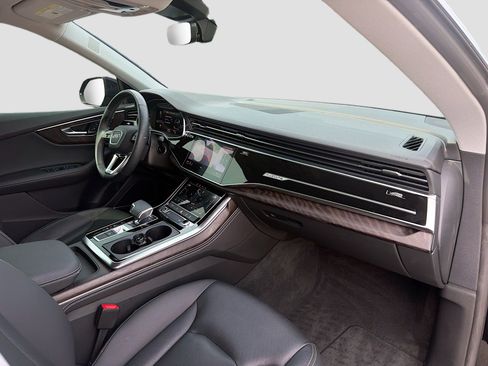 Used 2023 Audi Q8 Premium Plus AWD/4WD image 13