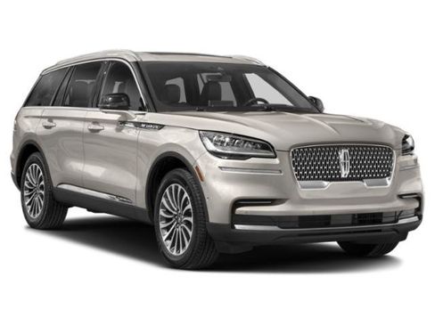 Certified 2023 Lincoln Aviator Reserve w/ Equipment Group 201A image 9