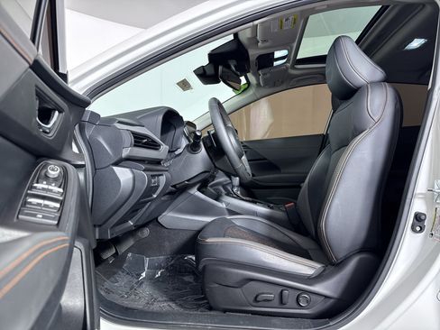Used 2025 Subaru Crosstrek 2.5i Limited AWD/4WD image 5