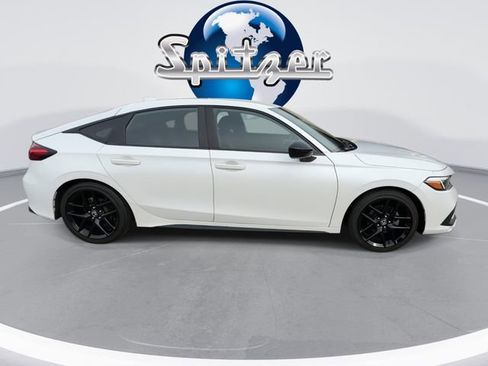 Used 2023 Honda Civic Sport image 10