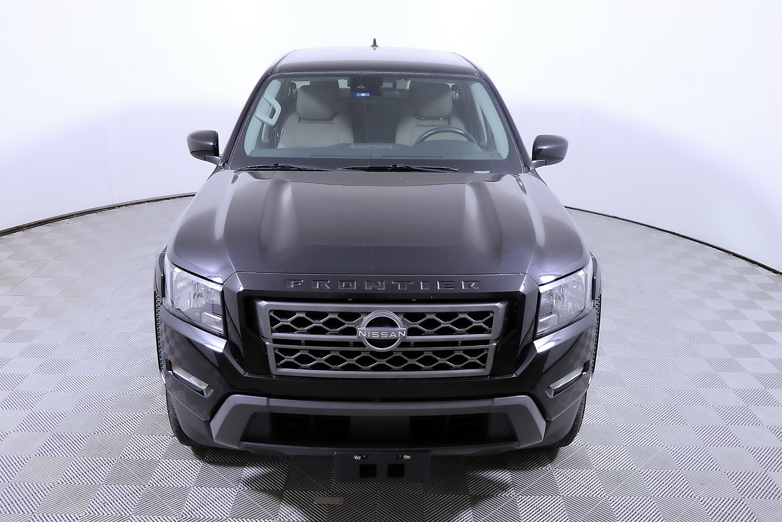 Used 2024 Nissan Frontier SV w/ SV Convenience Package RWD image 4