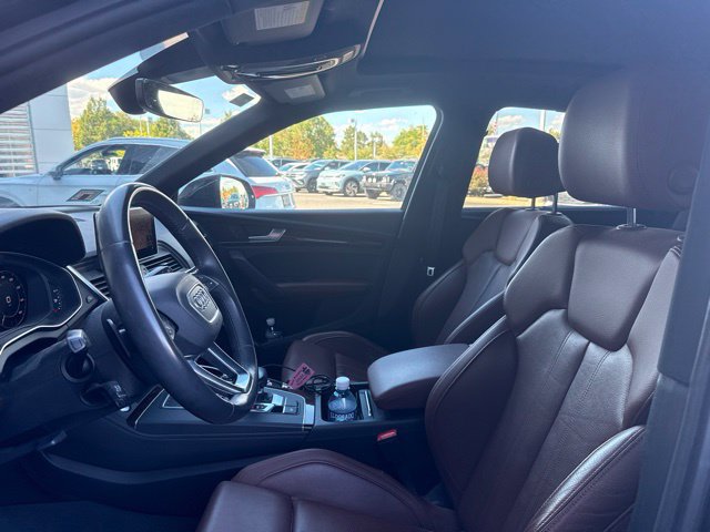 Used 2020 Audi Q5 e Premium Plus AWD/4WD image 5