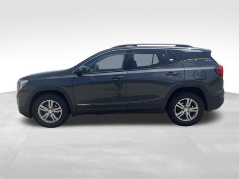Used 2019 GMC Terrain SLE w/ Driver Convenience Package AWD/4WD image 4