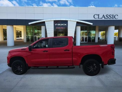 Used 2025 Chevrolet Silverado 1500 Custom Trail Boss w/ Turbomax Blackout Package AWD/4WD image 6