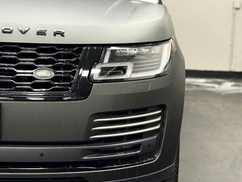 Used 2022 Land Rover Range Rover Westminster Edition image 8