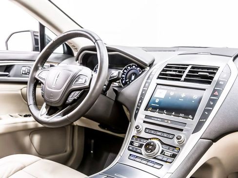 Used 2019 Lincoln MKZ Reserve AWD/4WD image 21