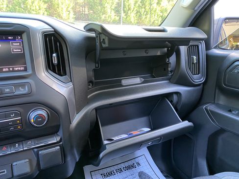 Used 2022 Chevrolet Silverado 1500 Custom Trail Boss w/ Safety Confidence Package AWD/4WD image 29