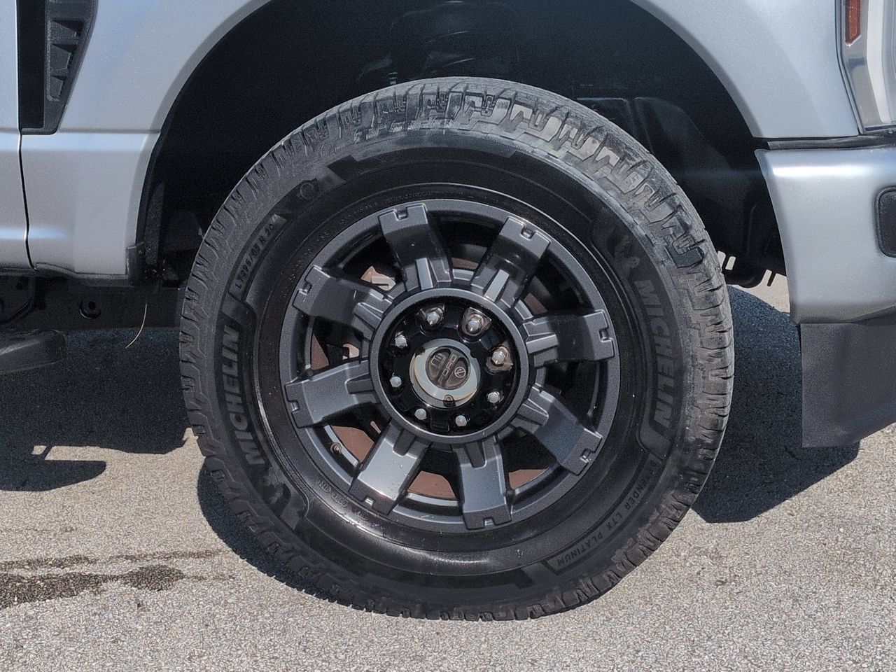 Used 2024 Ford F250 Lariat w/ Sport Appearance Package AWD/4WD image 10