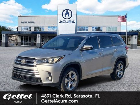 Used 2018 Toyota Highlander Limited image 1