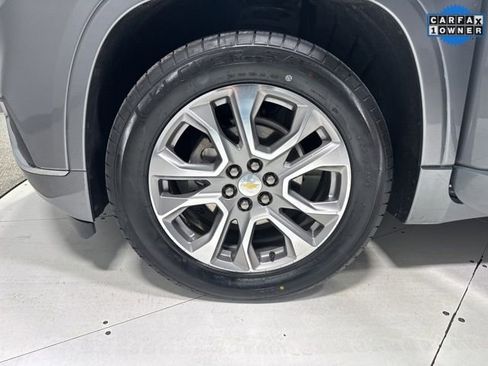 Used 2019 Chevrolet Traverse Premier w/ Driver Confidence II Package image 8