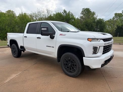 Used 2022 Chevrolet Silverado 2500 LT w/ Z71 Sport Edition image 4