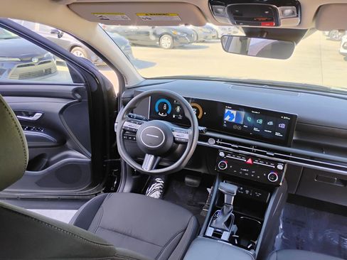 Used 2025 Hyundai Tucson SEL image 70