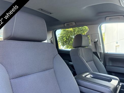 Used 2018 Chevrolet Silverado 1500 LT w/ LT Eassist Package RWD image 16