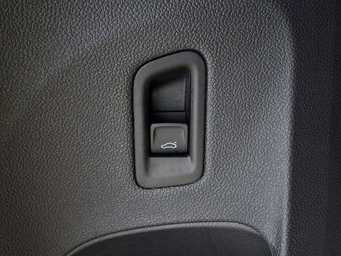 Used 2025 Volkswagen Atlas SEL Premium R-Line AWD/4WD image 24