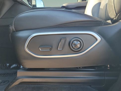 Used 2022 Jeep Wagoneer Series II image 19