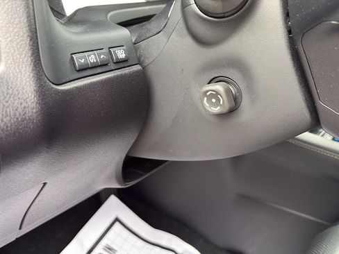 Used 2016 Lexus RX 450h AWD image 19