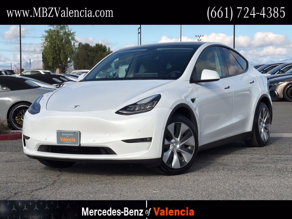 Used 2021 Tesla Model Y Long Range AWD/4WD image 1
