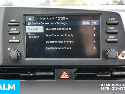 Used 2025 Hyundai Elantra Sport image 36