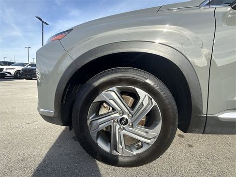 Used 2021 Hyundai Santa Fe SEL w/ Convenience Package image 10