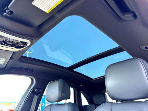 Used 2020 Porsche Macan image 16